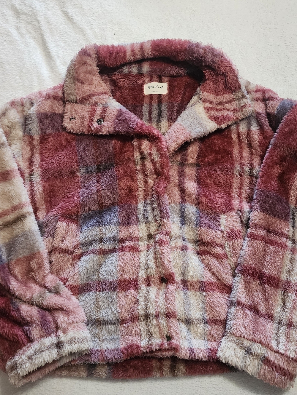 New In Fleece Plaid Jacket Women Size S Pink Burgundy Fuzzy Teddy Coat